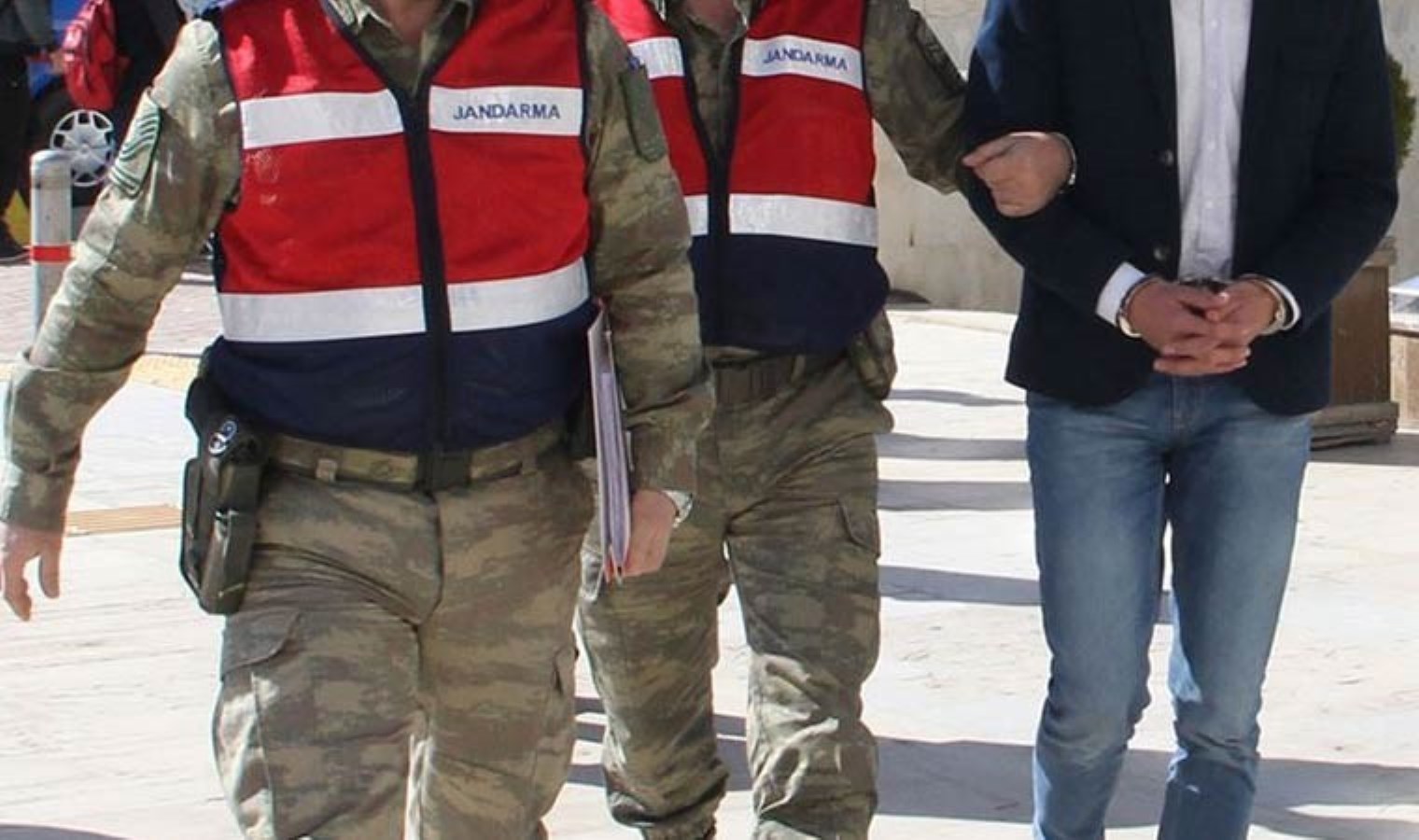Ekipler baskın yaptı! Balıkesir’de ‘uyuşturucu’ operasyonu: 2 gözaltı